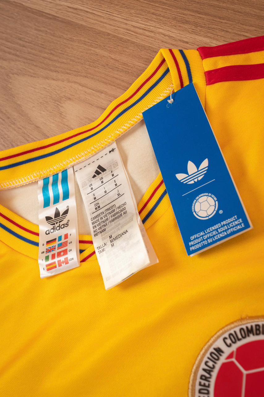 CAMISETA DE COLOMBIA RETRO